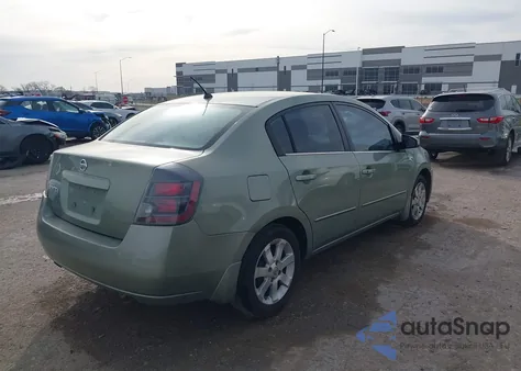 2008 Nissan Sentra 2.0S from USA, damaged, VIN 3N1AB61E68L701705